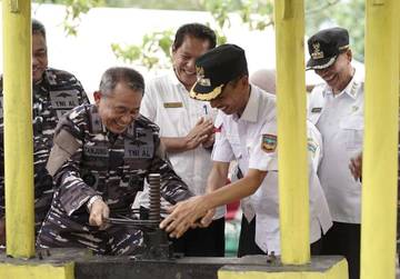 Lantamal II Bantu Irigasi, Dukung Ketahanan Pangan Solsel