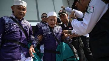 Jemaah Kloter 1 Padang Bersiap Menuju Tanah Air