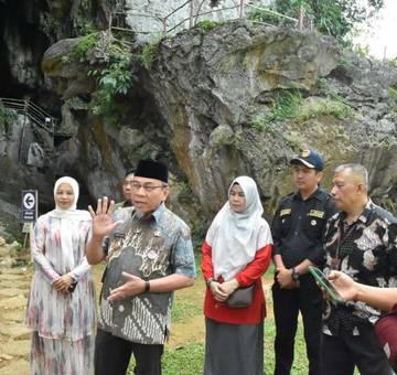 Peningkatan Akses Transportasi ke Gua Kelelawar Padayo