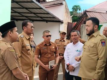 Wali Kota Padang Tinjau SMPN 2, Bahas Full Day