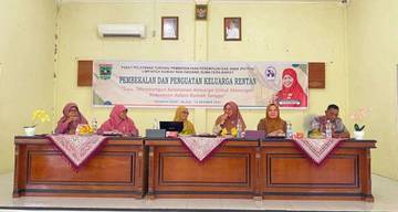 P2TP2A Pasaman Barat Beri Pembekalan Ketahanan Keluarga