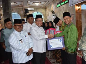 Pemko Padang Berkomitmen Lanjutkan Program Smart Surau