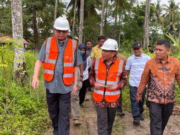 Wawako Dampingi Dirjen PKP Tinjau Kawasan Kumuh