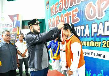Padang Sukses Gelar Karate Open 2025