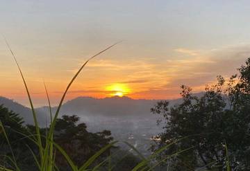 Bukit Nobita, Memanjakan Mata dari Ketinggian Kota Padang