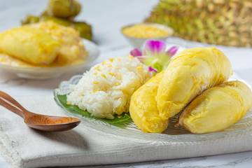 Sensasi Makan Durian Dengan Beragam Kuliner Pendamping