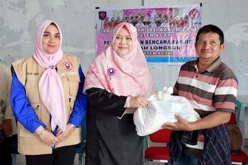 GOW Padang Salurkan Bantuan bagi Korban Bencana Agam