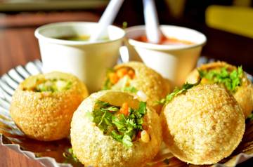 Kelezatan Panipuri Jajanan Jalanan Paling Populer dari India