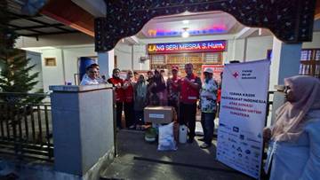 PMI DKI Salurkan Bantuan untuk Penyintas Bencana Sumbar