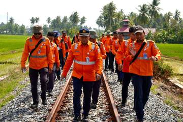Tingkatkan Keselamatan Lebaran, KAI Sumbar Cek Lintas Kuraitaji-Cimparuh