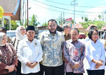  Komisi IX DPR Tinjau Fasilitas Kesehatan di Padang