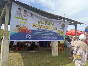 Pasar Murah Padang Bantu Penuhi Kebutuhan Pokok Warga
