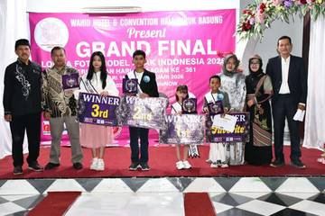 Kanaya Menjadi Juara Lomba Foto Model Anak Indonesia