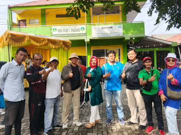 Alumni dan Warga Ramaikan Jalan Santai SMA PGRI