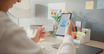 Aman Bertransaksi Online di Era Digital