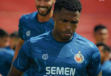 Jamu Persita Tangerang, Semen Padang Bawa Diego Mauricio