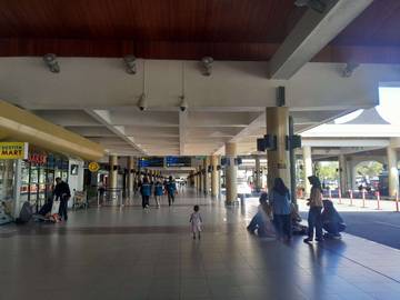 Pengelola Bandara Minangkabau Jelaskan Sistem Parkir dan Akses