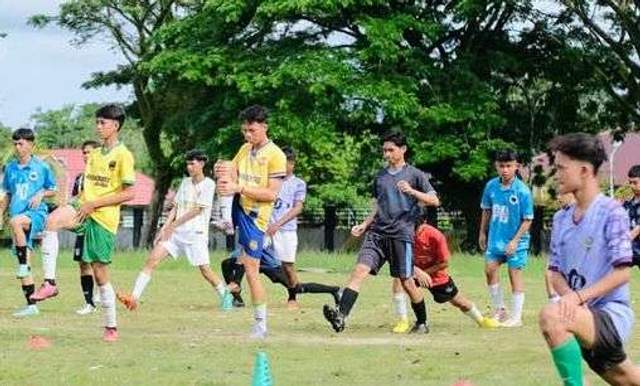 Indra : Persiapan Sepakbola Kapuas Sangat Baik  ‎