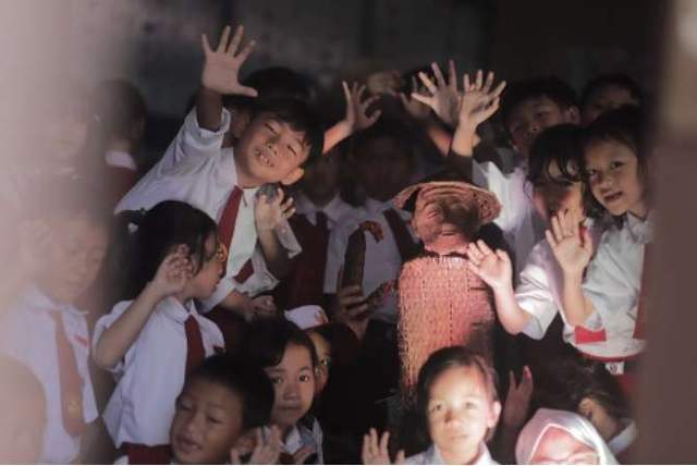 Boneka Purun dan Mimpi Anak-Anak Gambut