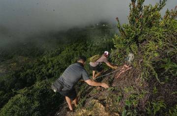 Menjelajah Keindahan Alam di Gunung Usung, Puruk Cahu Kalteng 