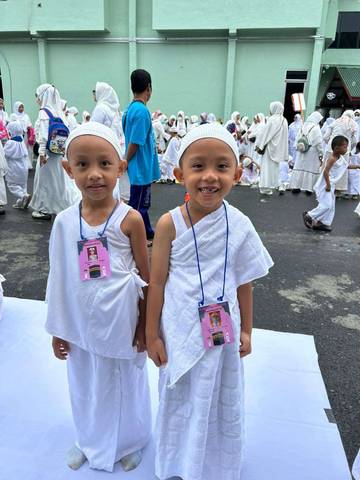 Mengenalkan Manasik Haji Penting untuk Anak