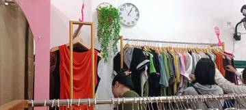 Fashion Ramah Kantong, Usaha Thrift  Menjamur di Palangka Raya 