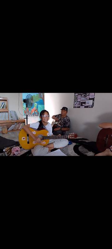 Les Bermain Gitar Dapat Cegah Pergaulan Bebas