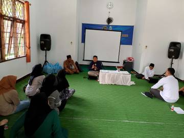 Akademisi Bidang Ekonomi Beri Edukasi Kepada Calon Pengantin 