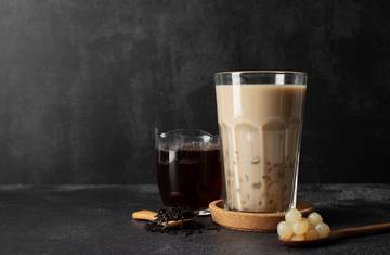 Es Kopi Susu Gula Aren, Minuman Favorit 