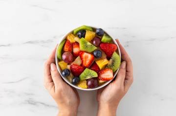 Salad Buah Simpel untuk Bekal Penuh Nutrisi
