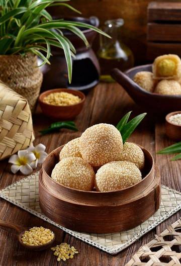 Jajanan Pasar Indonesia yang Wajib Dicoba