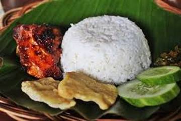 UMKM Gunakan Alas Makanan yang Aman dan Ramah Lingkungan