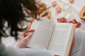 Simak, Inilah Manfaat Membaca Buku di Era Digital