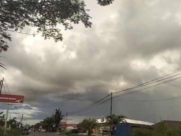 Gangguan Cuaca Berdampak Panas Hujan Tidak Menentu