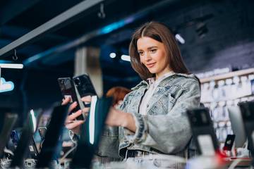 Mengupas Keunggulan iOS dan Android Secara Objektif