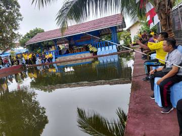 Aktivitas Memancing Menjadi Sarana untuk Membangun Relasi 