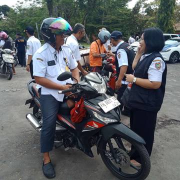 Tim Gabungan Gelar Razia Penertiban Pajak Kendaraan Bermotor