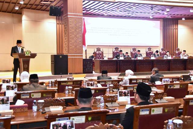 Pansus DPRD Sumsel sampaikan Laporan Pembahasan LKPJ 2024   