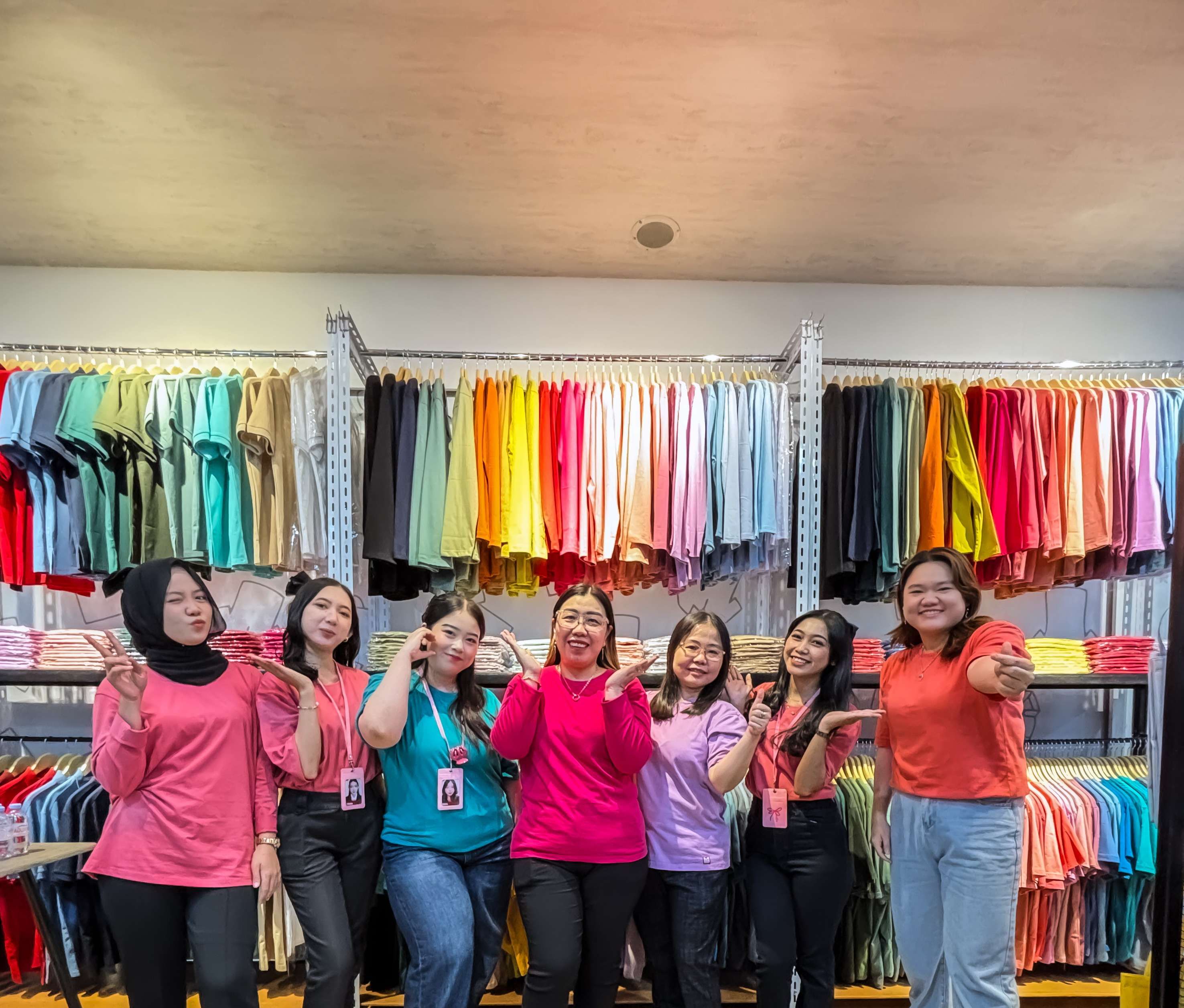 KAOSAN, Resmi Buka Outlet Pertama di Palembang - RRI.co.id