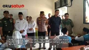 Pj Bupati OKU Pantau Pembagian Makan Bergizi Gratis