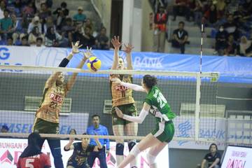 Petrokimia Menang, Final Four Ditentukan Laga Lain