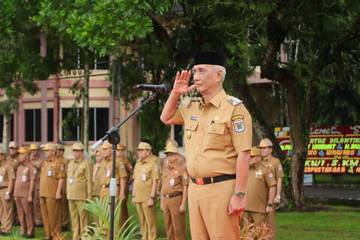Perdana, Wawako Lubuk Linggau Memimpin Apel Bulanan