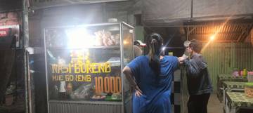 Nasi Goreng: Kuliner Nusantara Tak Lekang oleh Waktu
