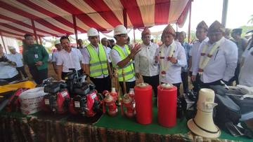 Menteri LH/BPLH Ultimatum Perusahaan Tak Siap Hadapi Karhutla