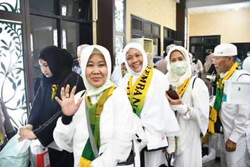 Jemaah Haji Kloter 4 Palembang Tiba di Palembang