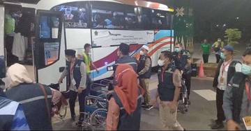 Sebanyak 370 Jemaah Kloter 8 Tiba di Palembang