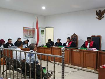 AMR Bantah Keterangan Saksi dalam Sidang Proyek Pokir