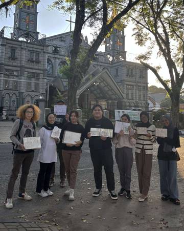 Palembang Sketchers: Menggambar dengan Rasa, Merekam dengan Jiwa