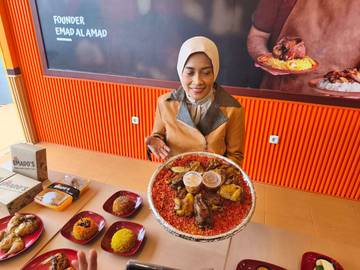 Emado’S Resto Khas Timur Tengah Hadir di Palembang