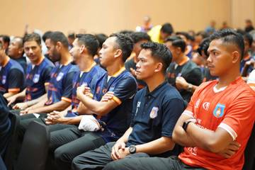 Sumsel United Guncang Liga 2025, Nil Maizar Pimpin Juaro